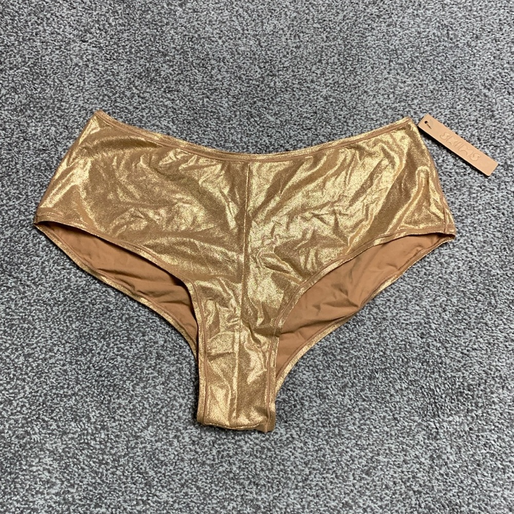 NWT skims underwear